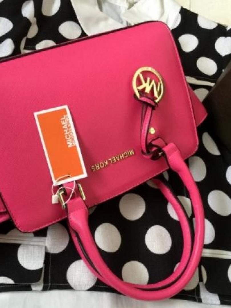 Женская сумка Michael Kors розовая реплика FM0593B