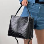 Сумка жіноча шкіряна чорна FM1187B