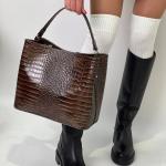 Сумка жіноча шкіряна шоколадна FM1187D