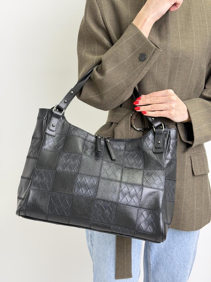 Сумка жіноча шкіряна чорна FM1270G