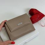 Гаманець жіночий шкіряний бежевий FM1265