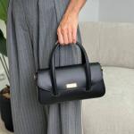 Сумка жіноча шкіряна чорна FM1550A