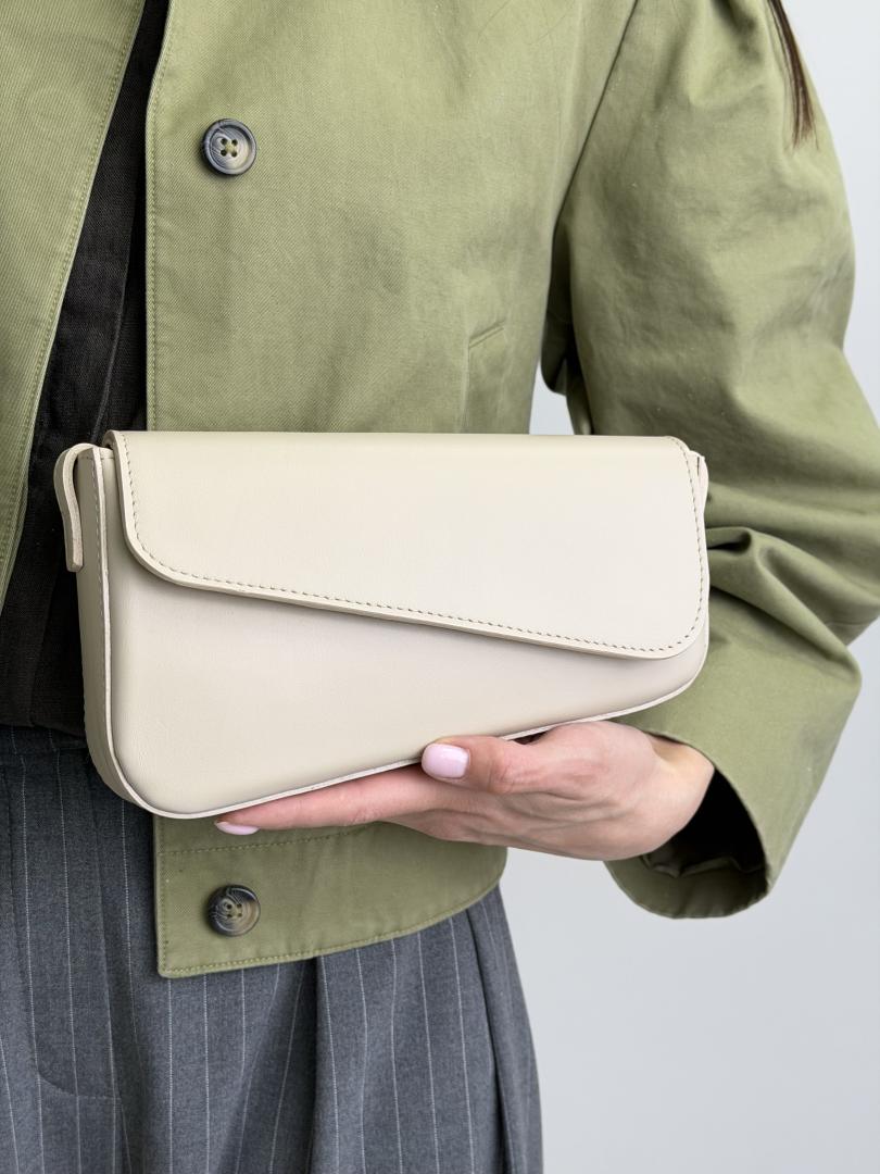 Сумка женская кожаная молочная FM1527D