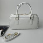Сумка женская кожаная белая FM1557E
