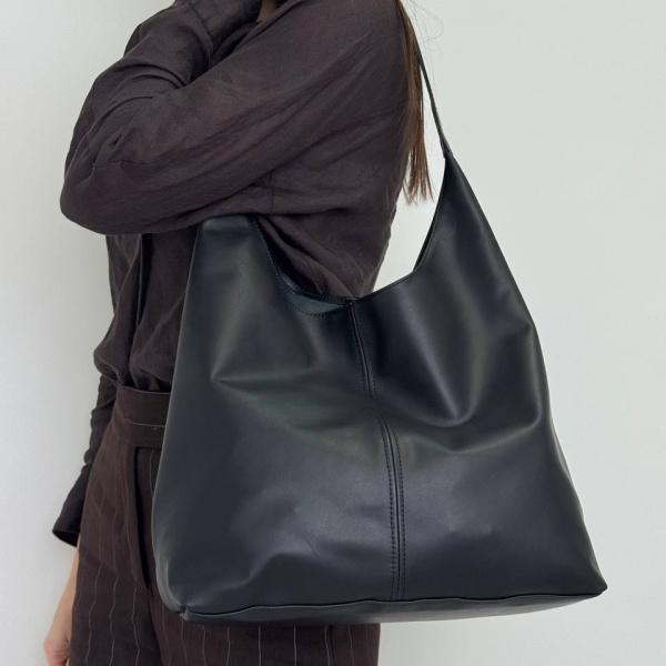 Сумка жіноча шкіряна чорна FM1675C