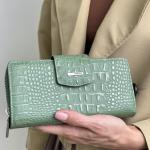 Кошелек женский кожаный зеленый FM1028I