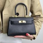 Сумка жіноча шкіряна чорна FM1746B