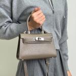 Сумка жіноча шкіряна тауп FM1746E