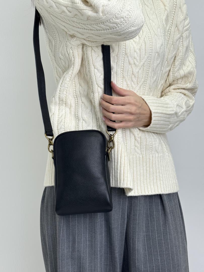 Сумка жіноча шкіряна чорна FM1714J