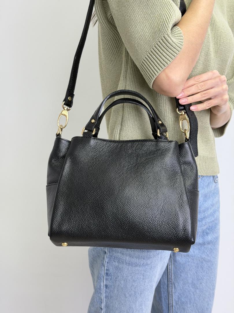 Сумка жіноча шкіряна чорна FM1564C