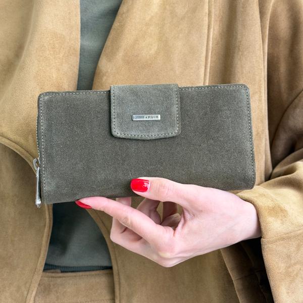 Кошелек женский кожаный оливковый FM1028N