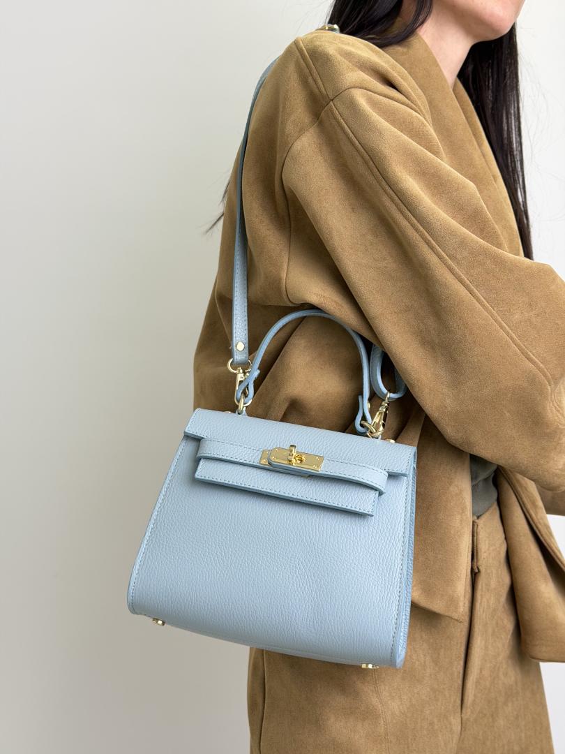 Сумка женская кожаная голубая FM1360H