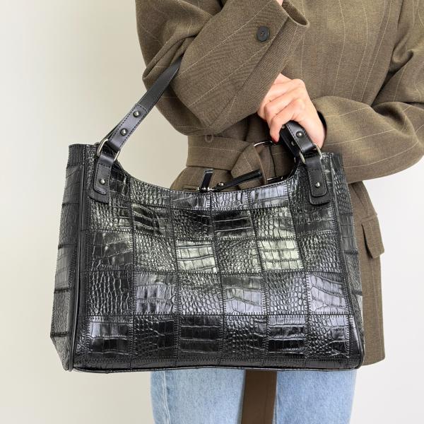 Сумка жіноча шкіряна чорна FM1270AG