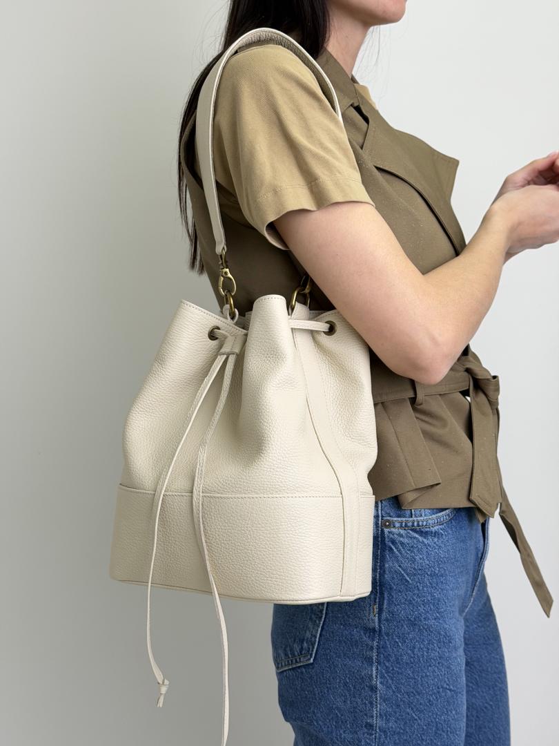 Сумка женская кожаная молочная FM1802C