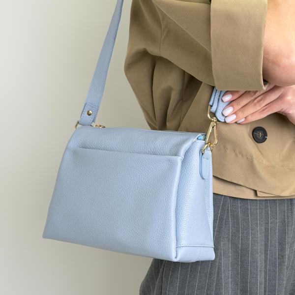 Сумка жіноча шкіряна блакитна FM1809A
