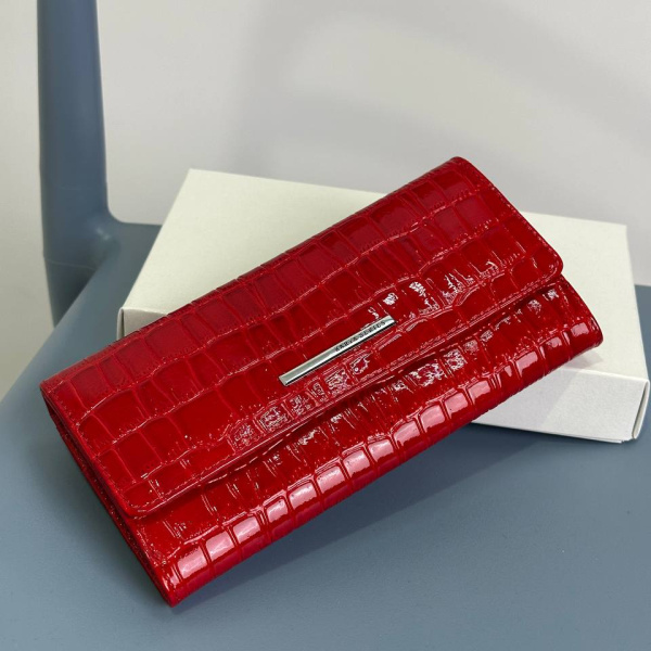 Купити жіночий гаманець із натуральної шкіри